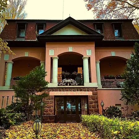 Villa Party Rent